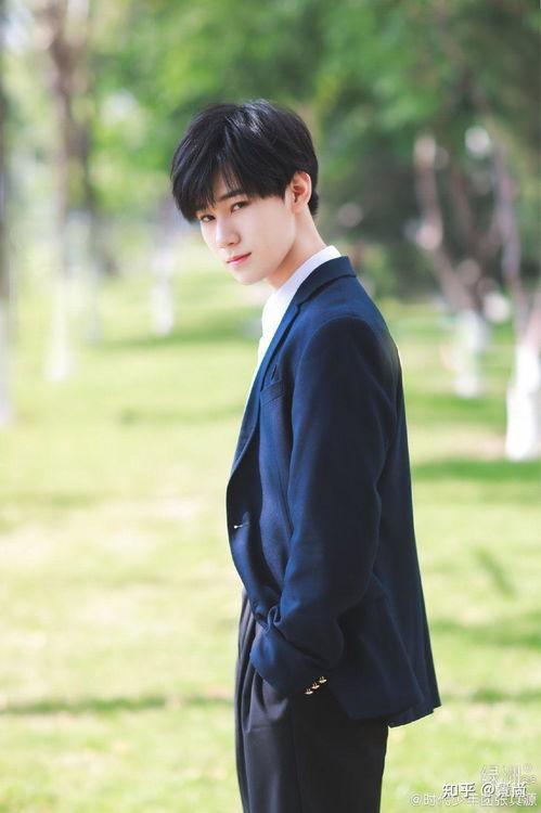 张真源私生爆料最新视频,揭秘明星私生活背后的真相 第2张 张真源私生爆料最新视频,揭秘明星私生活背后的真相 第2张